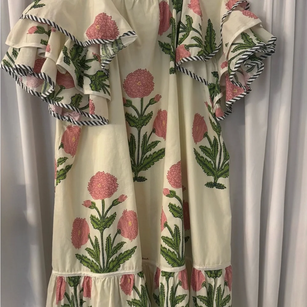 Women’s boutique Cream Floral Ruffle Dress with Pink Blooms - Umgee size L - Picture 2 of 3